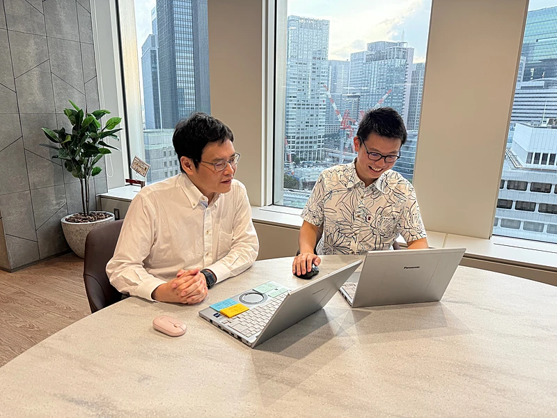 本インタビューに回答する社員