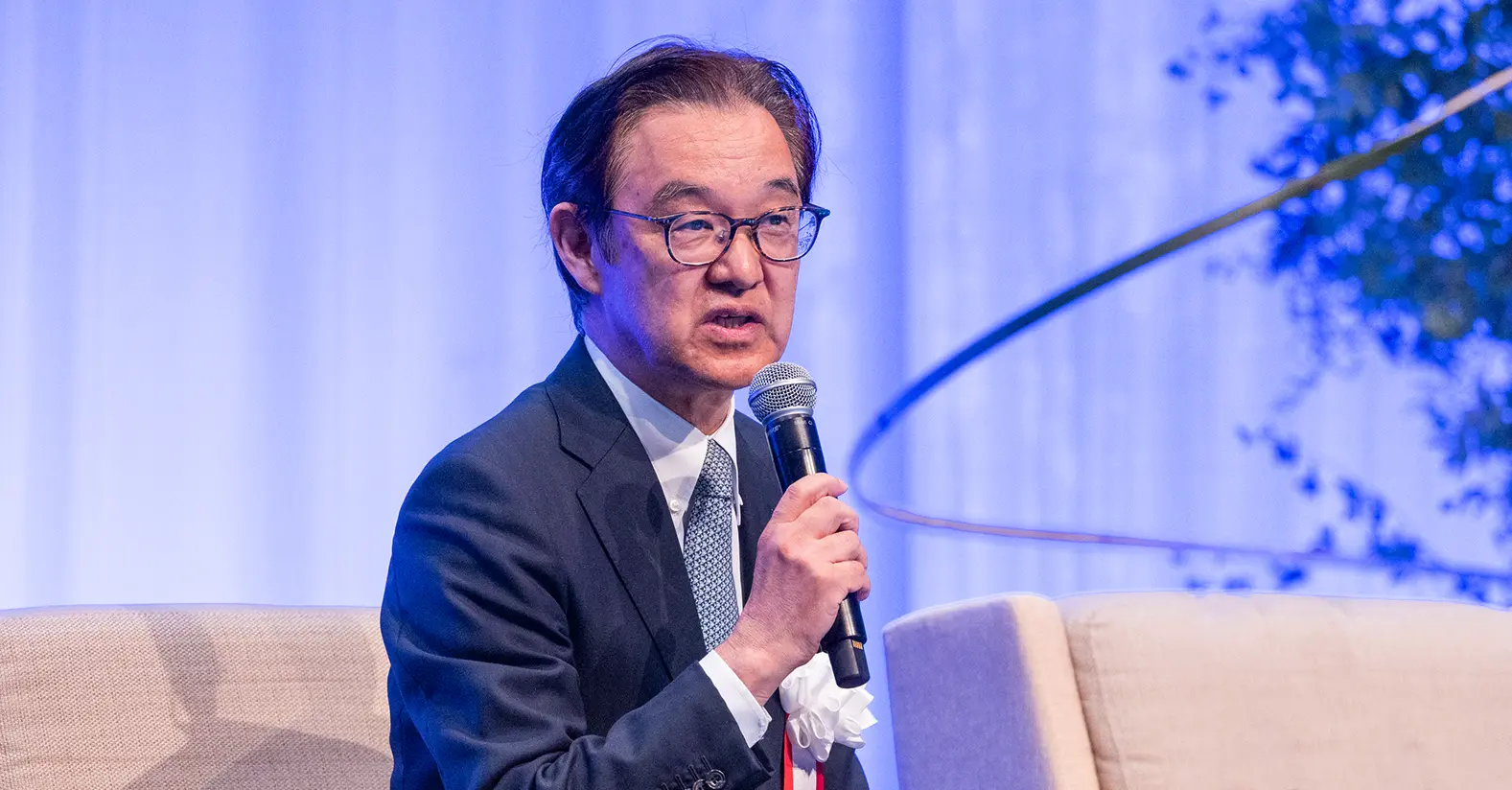 埼玉医科大学学長の竹内勤先生がお話されている様子