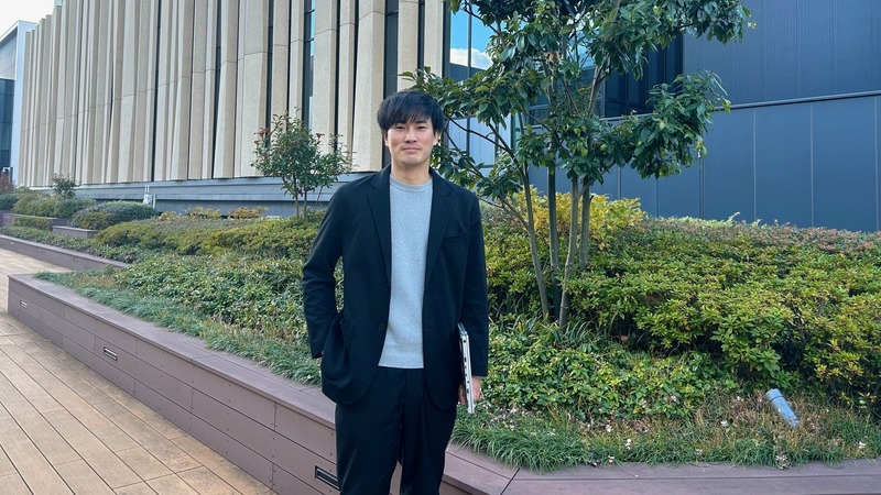 本インタビューに回答する社員