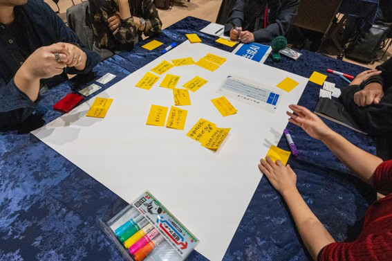 Even those who met for the first time engaged in a lively exchange of opinions