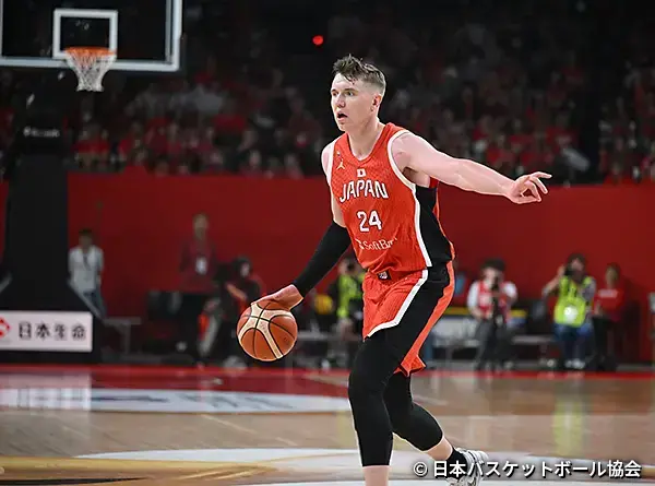 ジョシュ・ホーキンソン選手