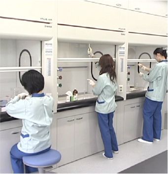 製品試験のようす