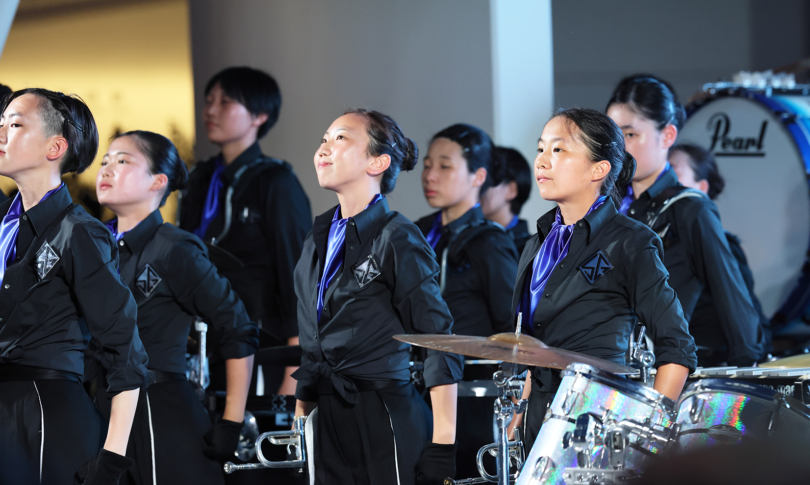 四條畷学園高等学校マーチングバンド部の演奏